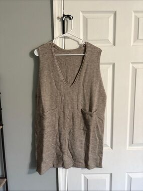 Taupe V-Neck Knit Sleeveless Dress with Pockets